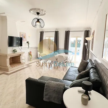 בית נופש Bea By Sunny Deluxe אלבופיירה