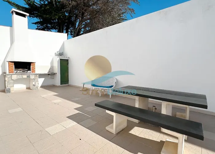 Bea By Sunny Deluxe 度假居