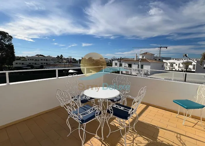 Bea By Sunny Deluxe 度假居